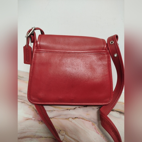 Vintage Coach Rambler's Legacy 9061 Red Nickel Hardware - Picture 7 of 16